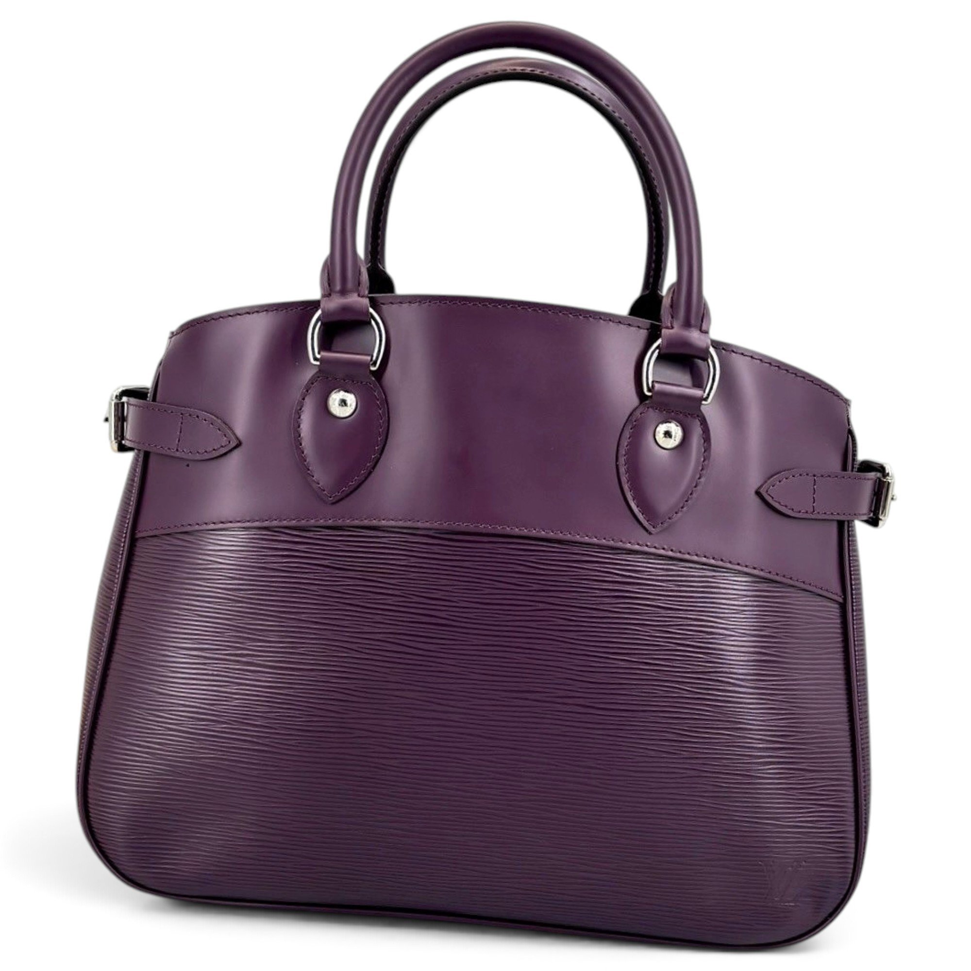 Passy leather handbag