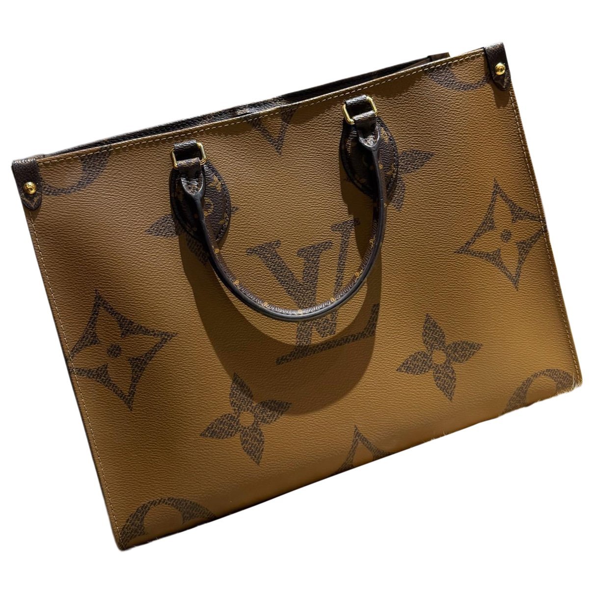 Onthego leather handbag