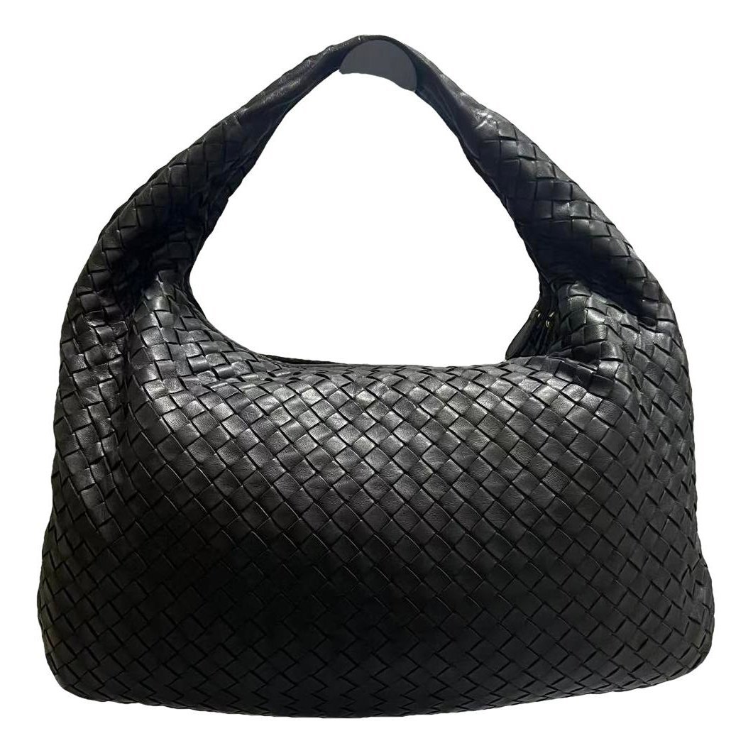 Veneta leather handbag