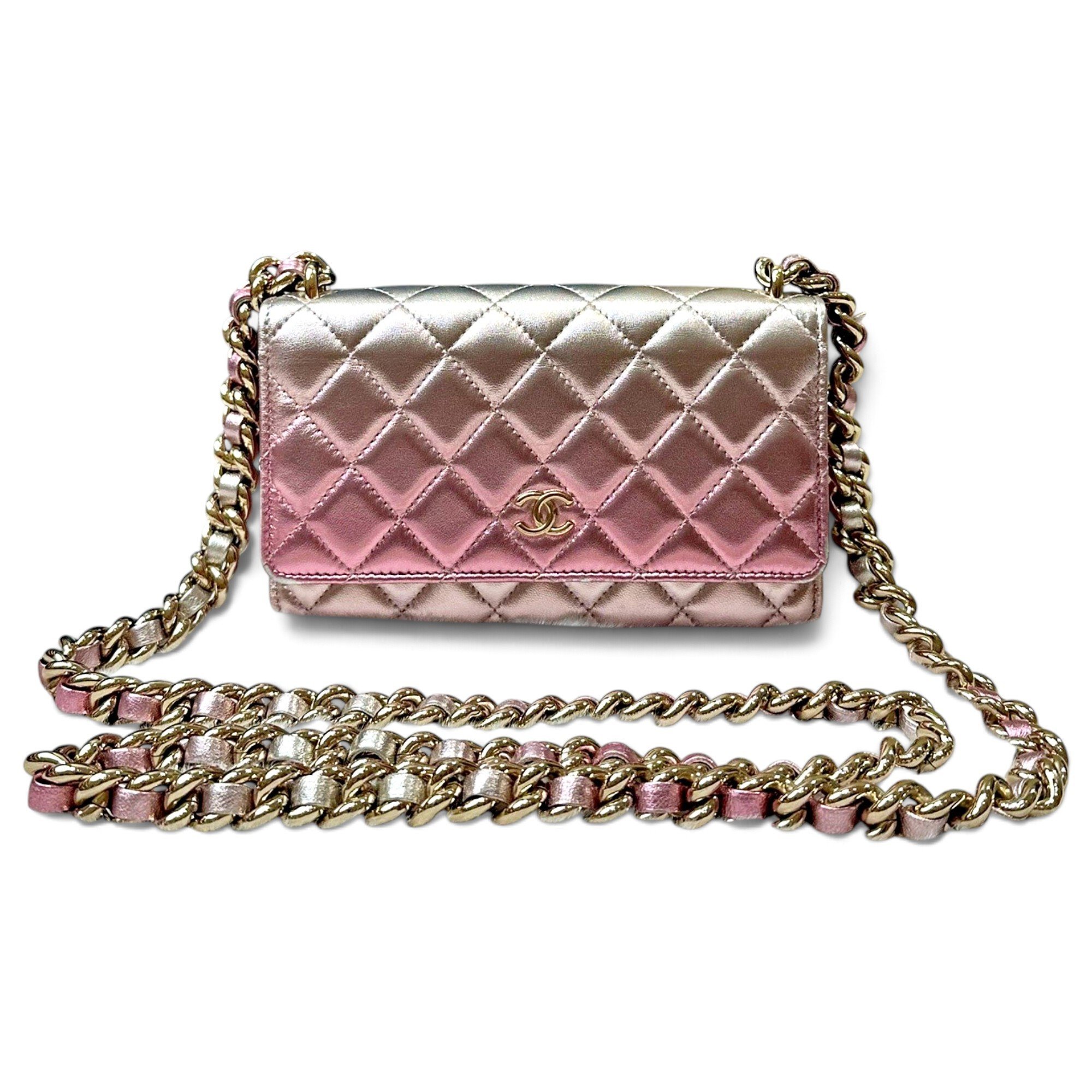 Wallet On Chain Timeless/Classique leather crossbody bag