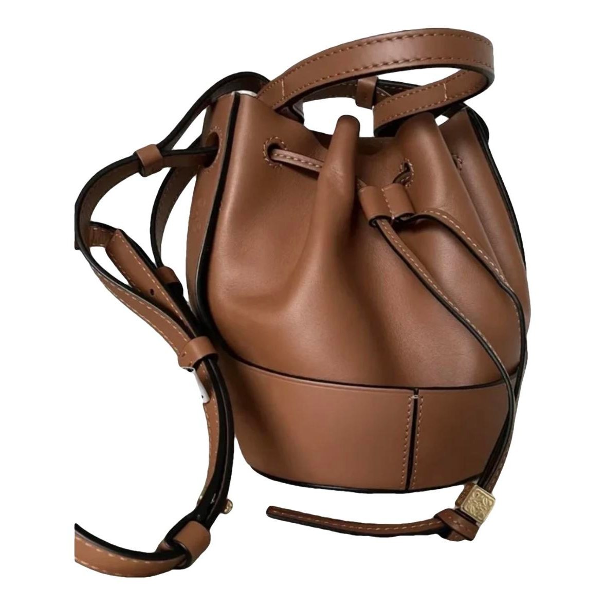 Balloon leather handbag