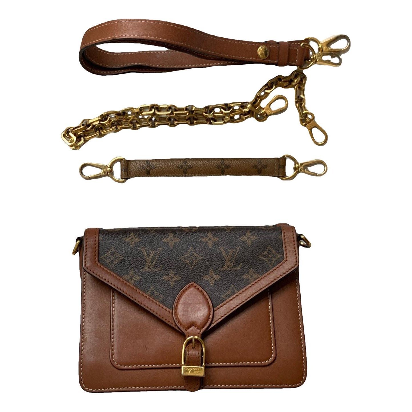Biface leather handbag