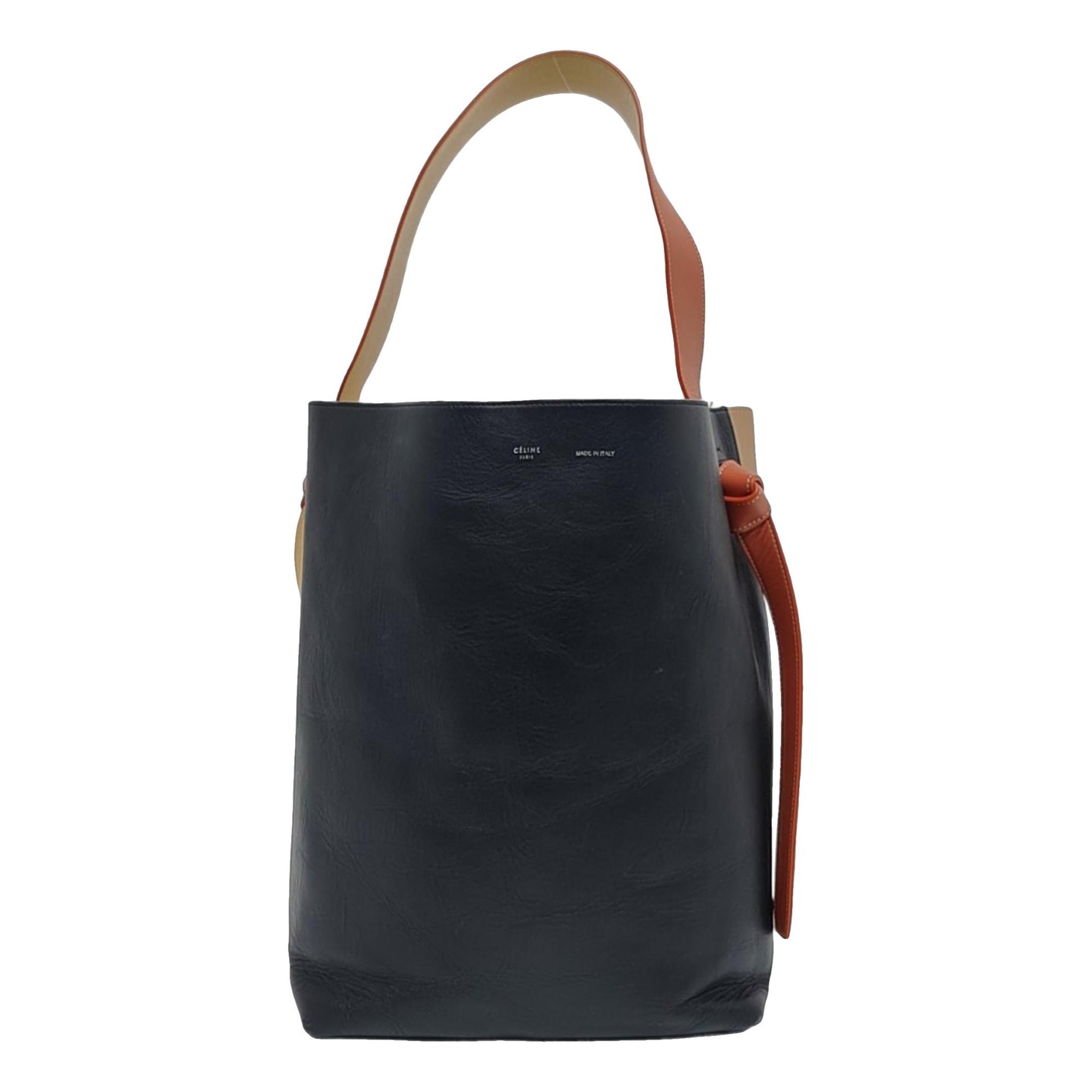 Twisted leather handbag