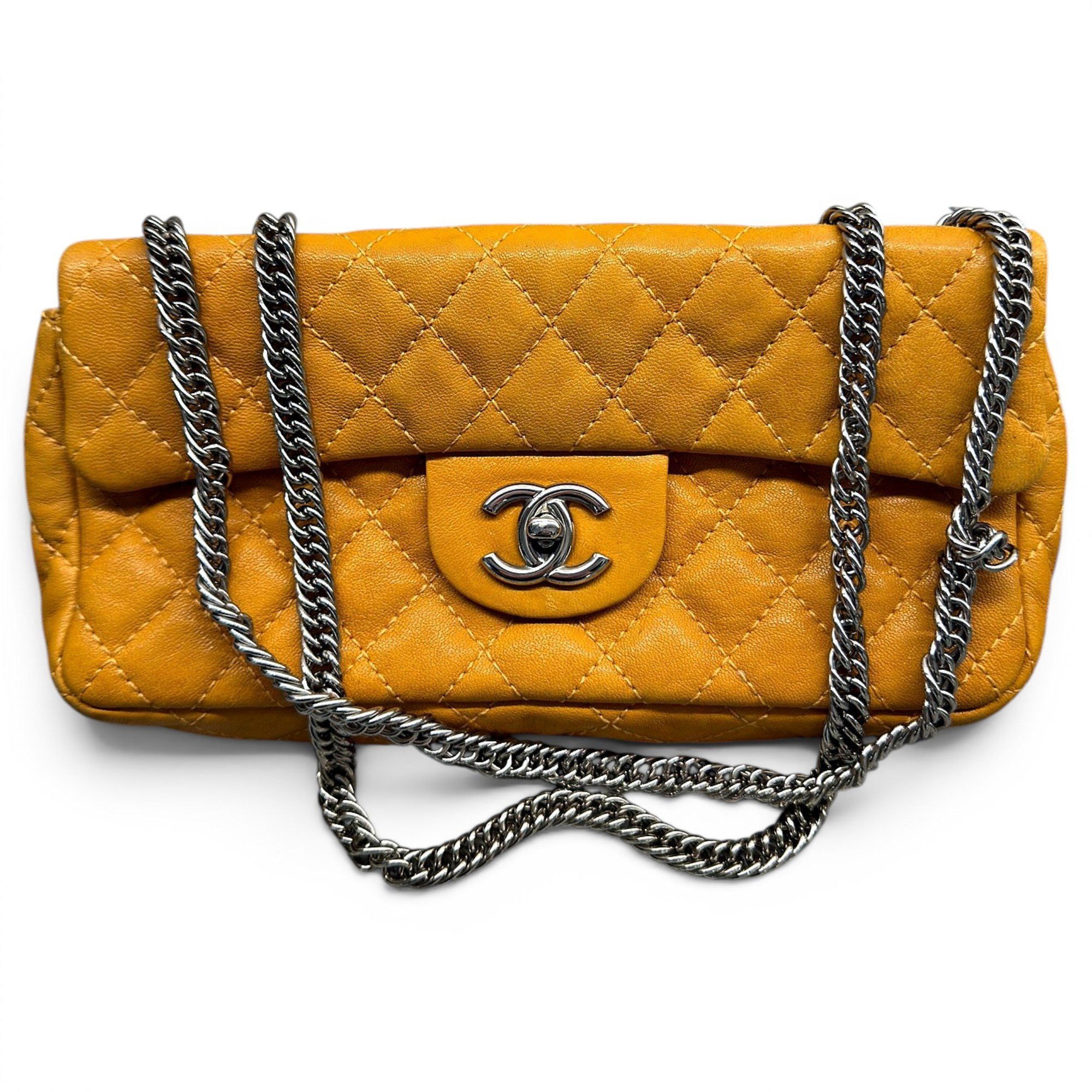 Timeless/Classique leather crossbody bag