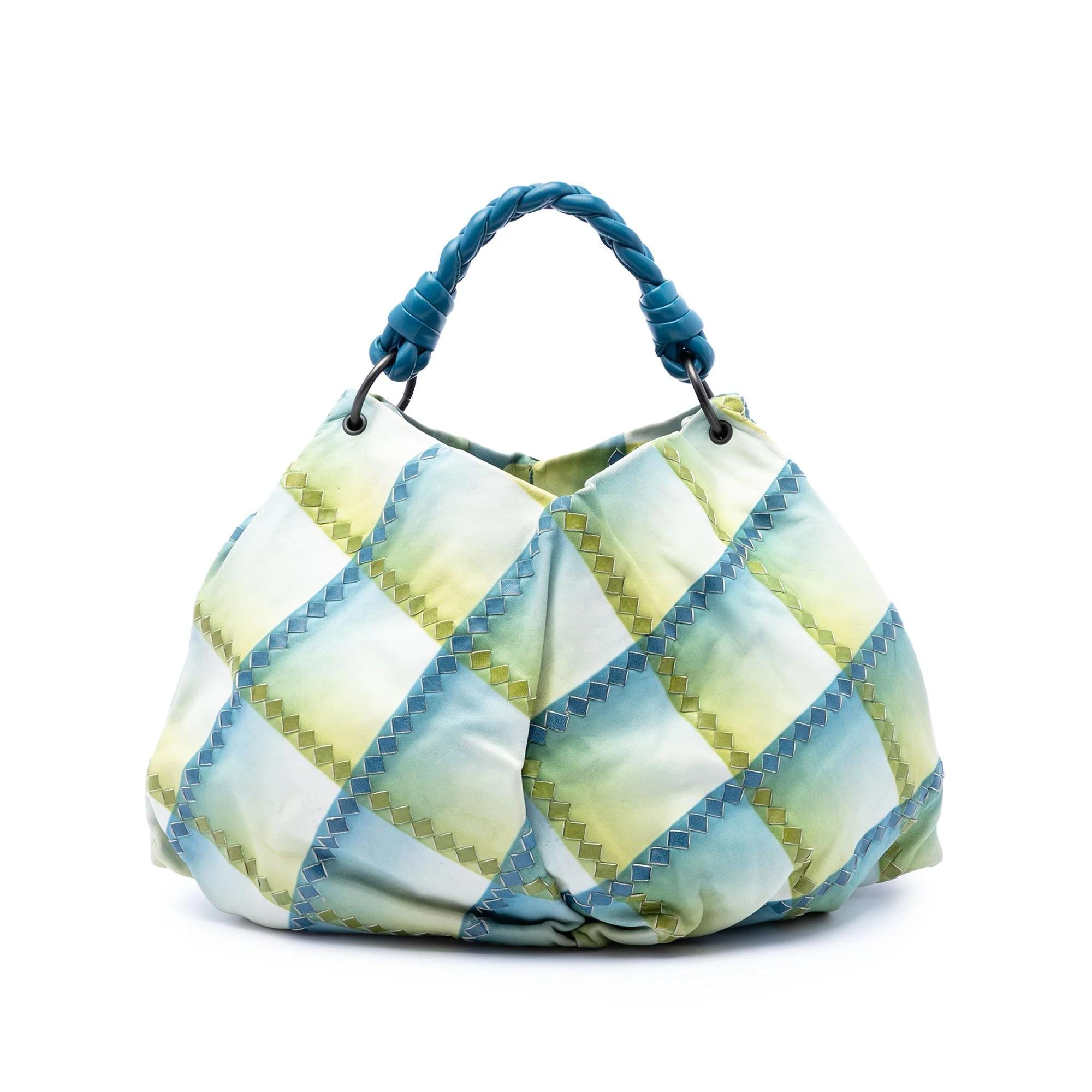 Veneta leather bag