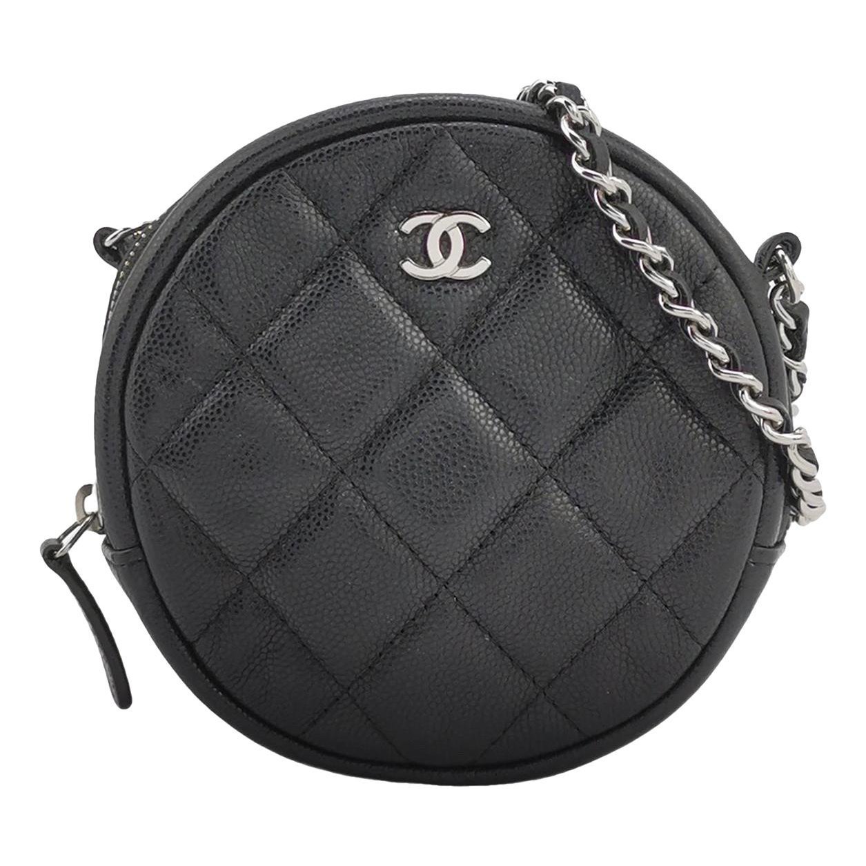 Chanel 19 leather crossbody bag