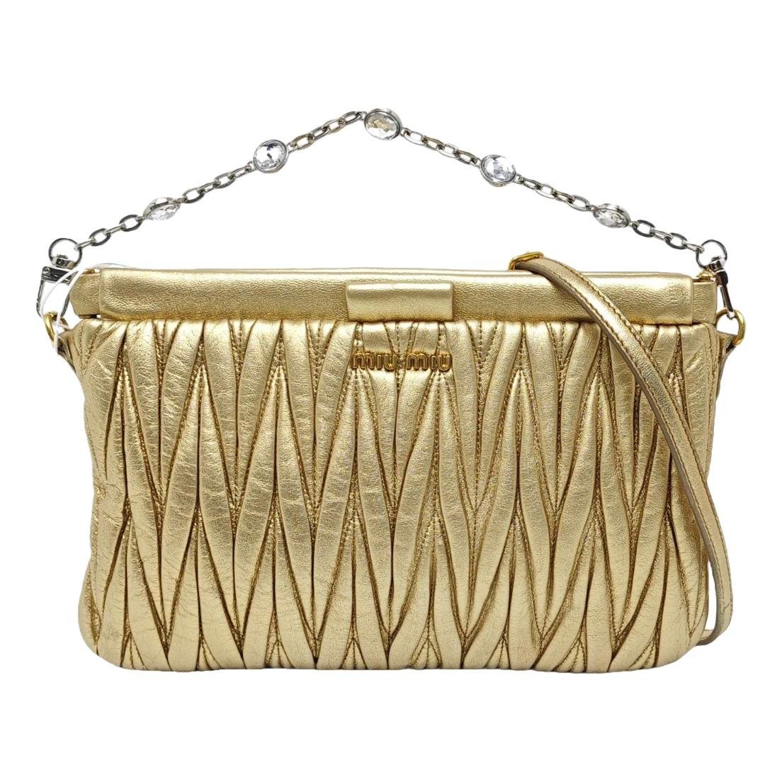 Matelassé leather handbag