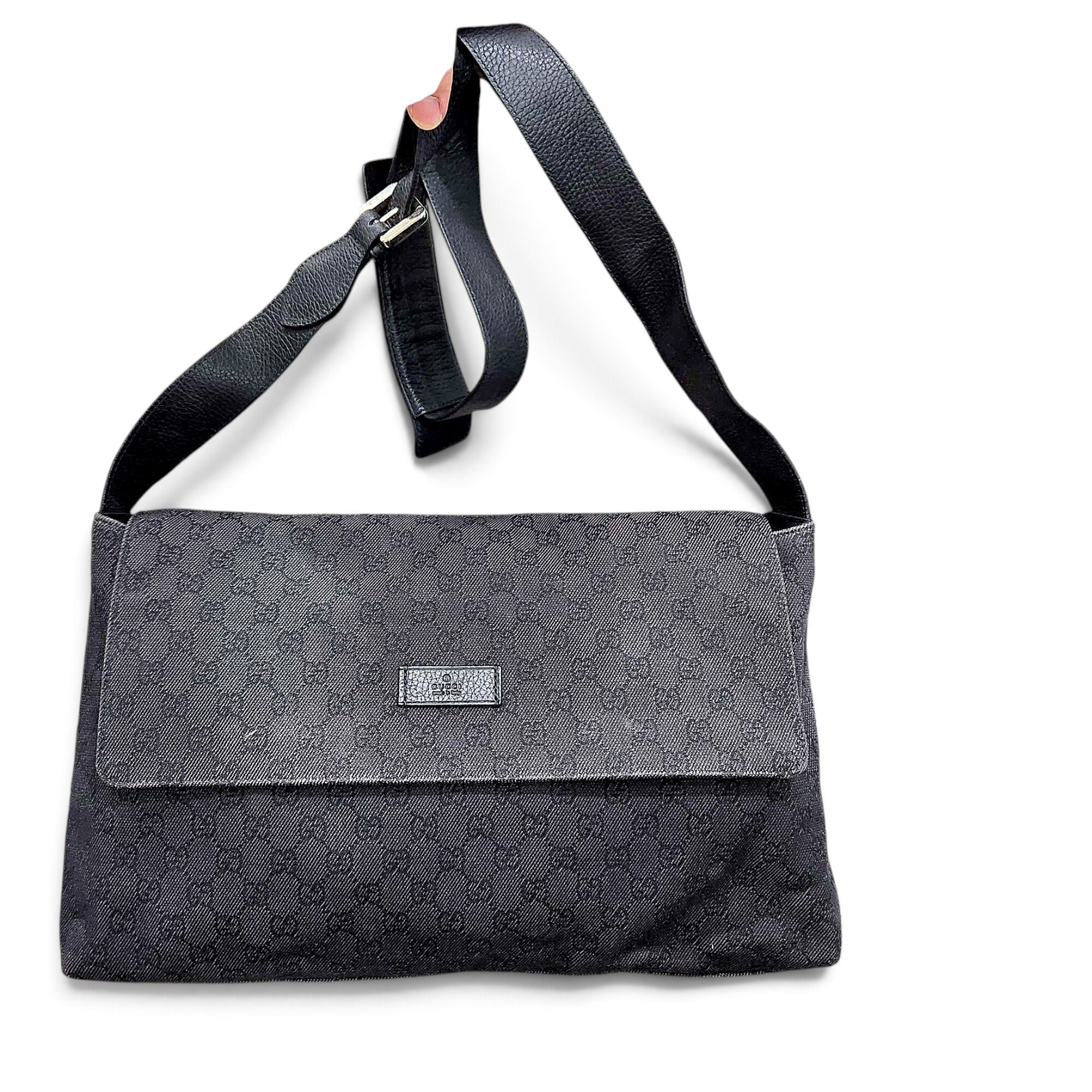 Leather crossbody bag