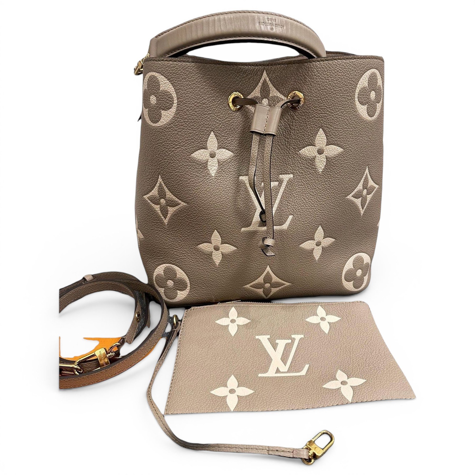 NéoNoé leather handbag