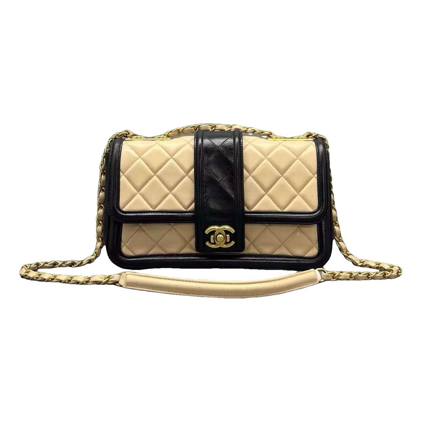 Timeless/Classique leather crossbody bag