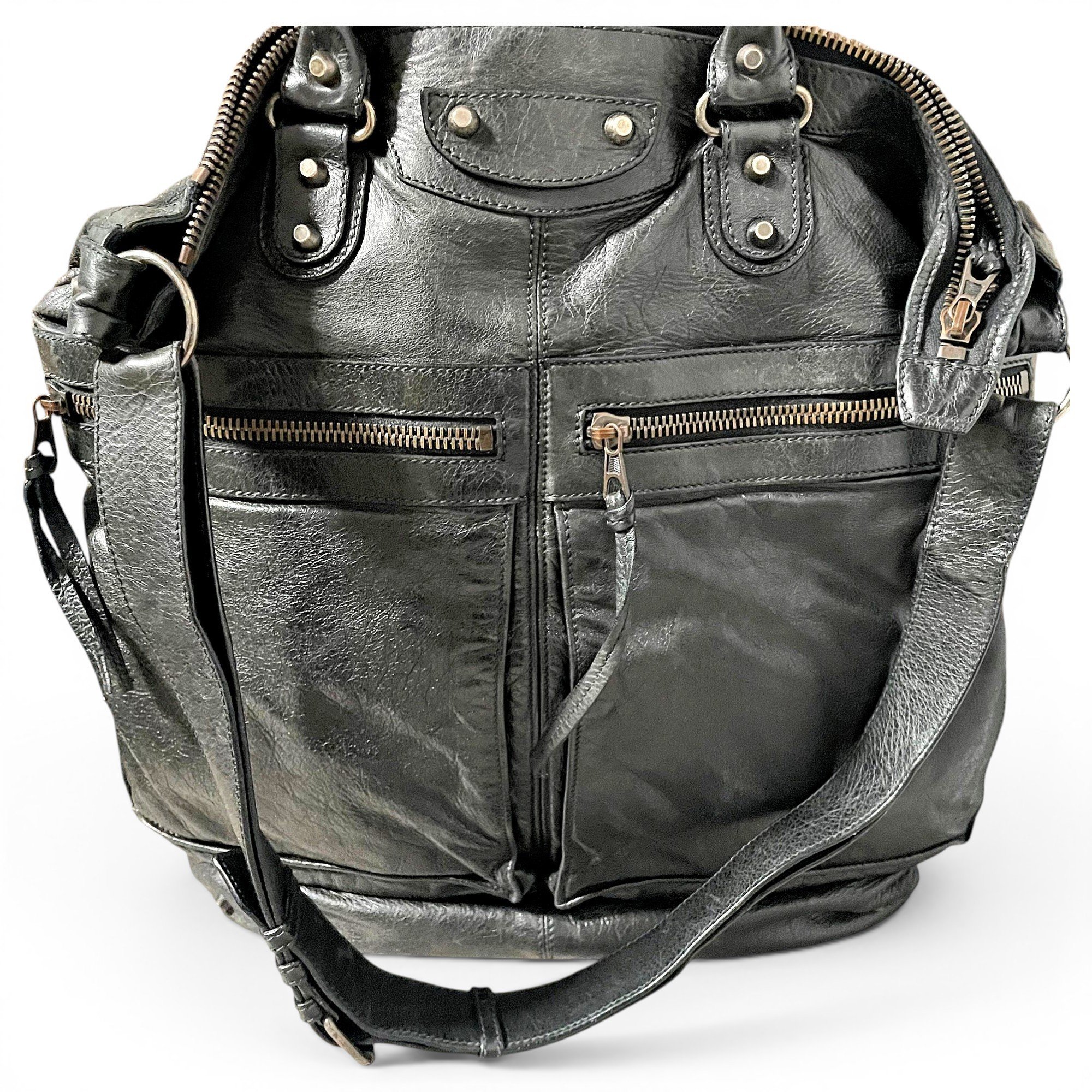 Leather handbag