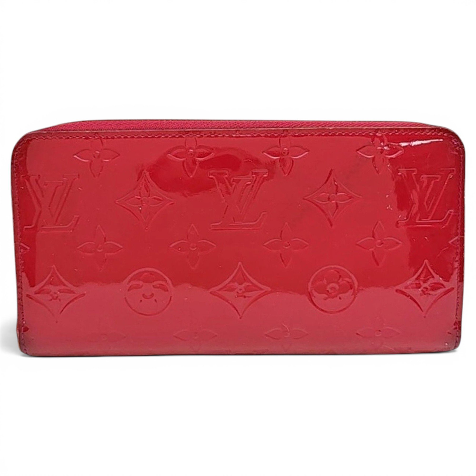 Patent leather handbag