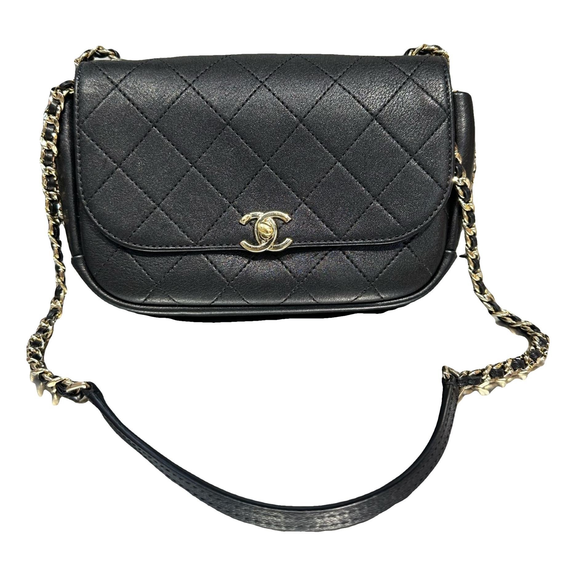 Leather crossbody bag