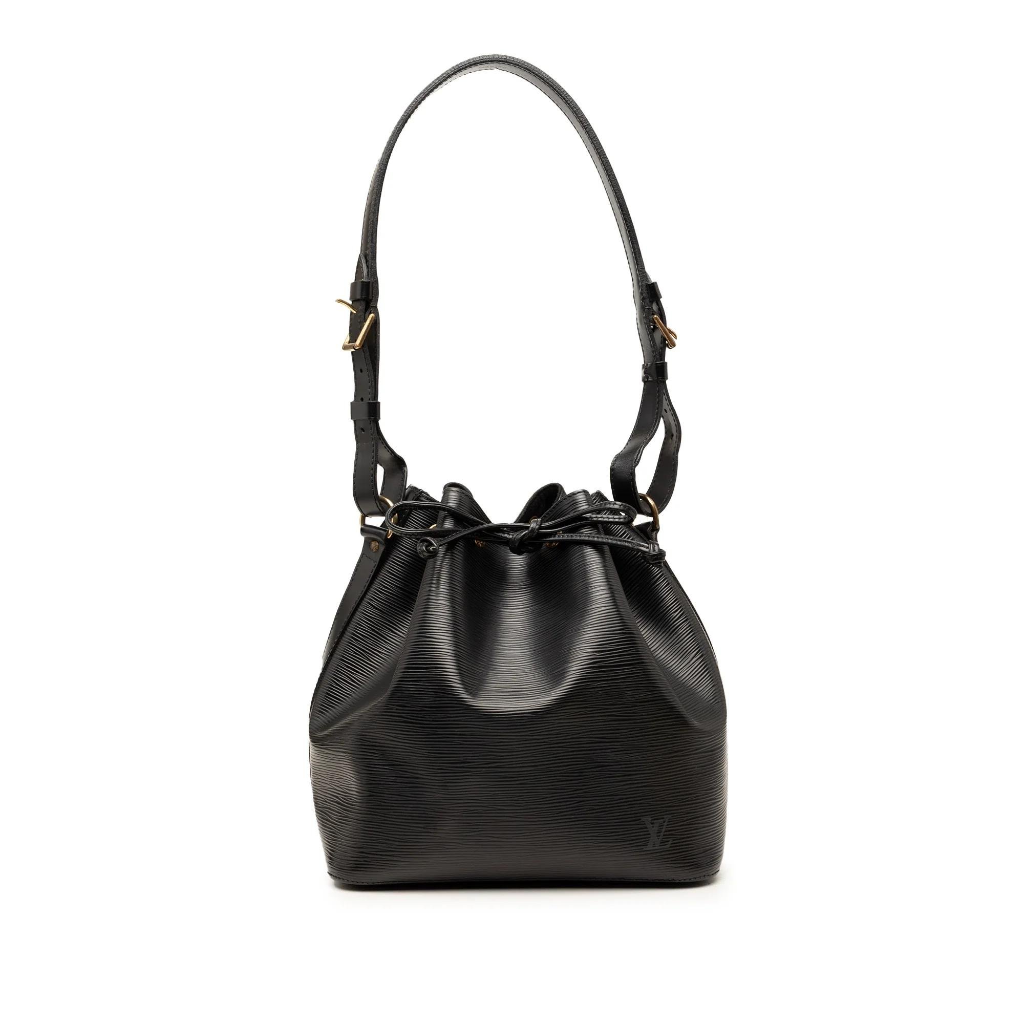 Bucket leather tote