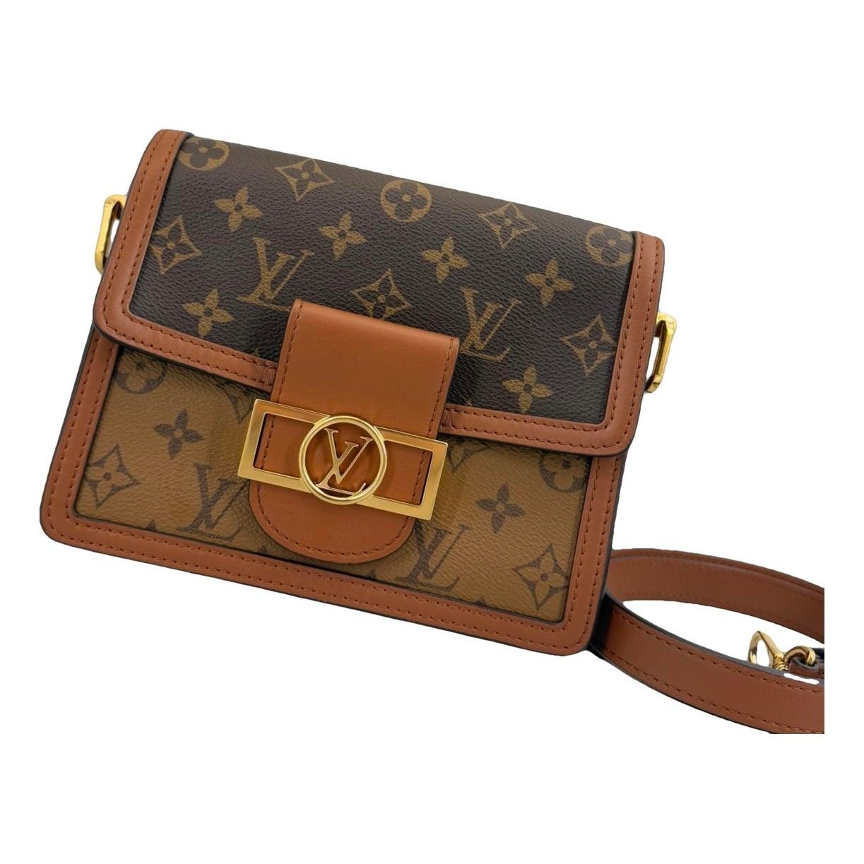 Dauphine leather handbag