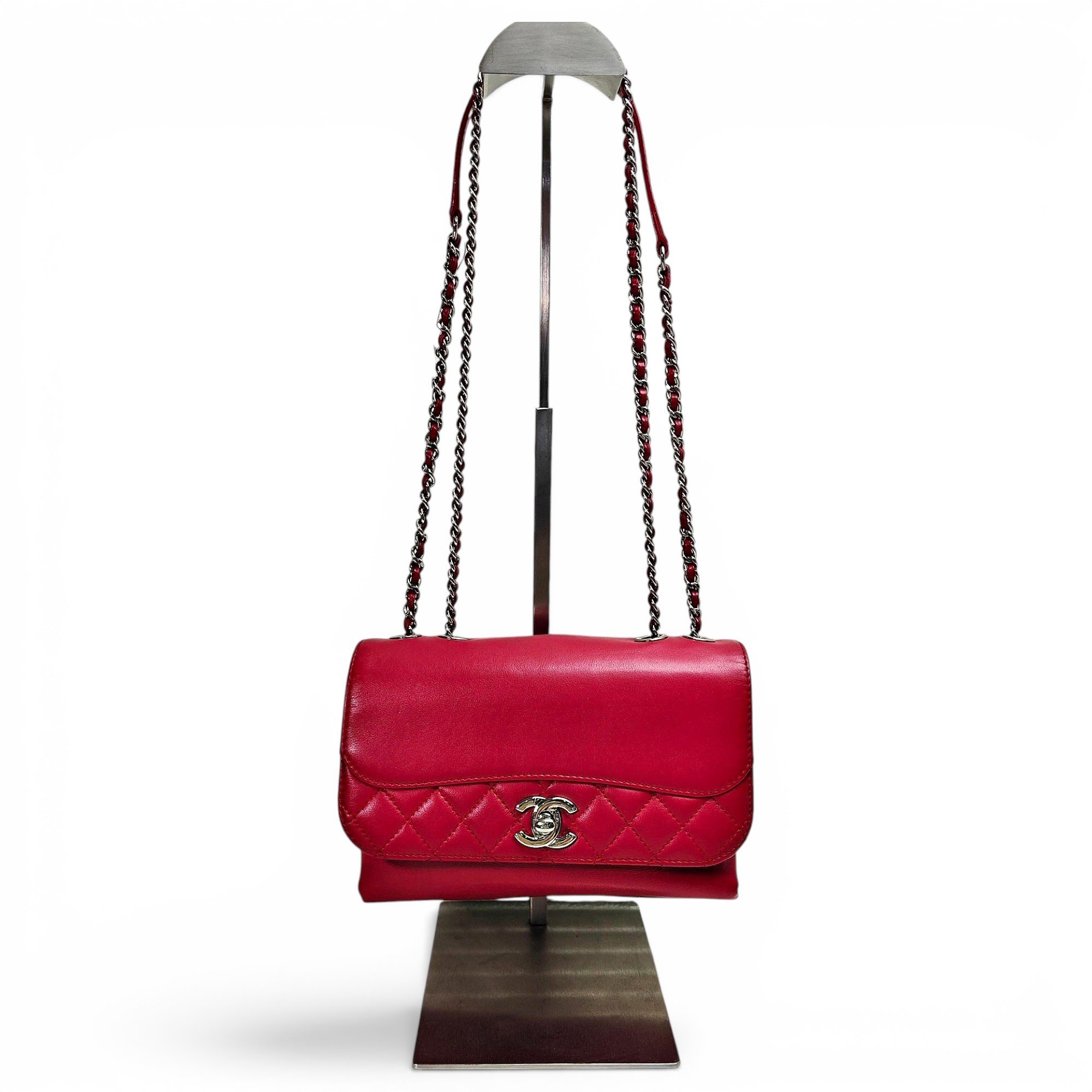 Timeless/Classique leather crossbody bag
