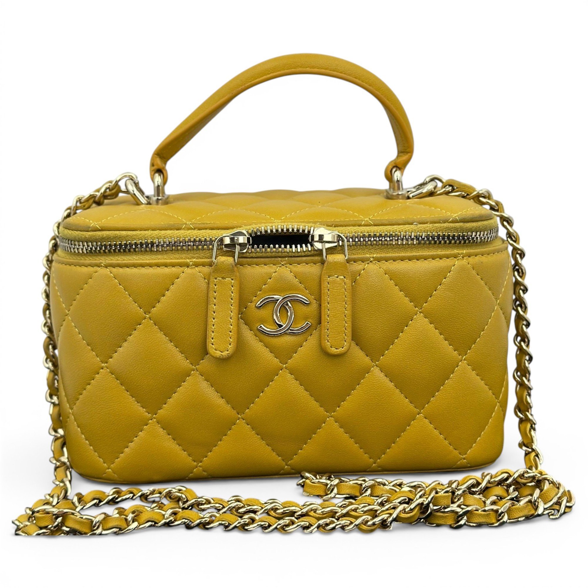 Trendy CC Vanity leather handbag