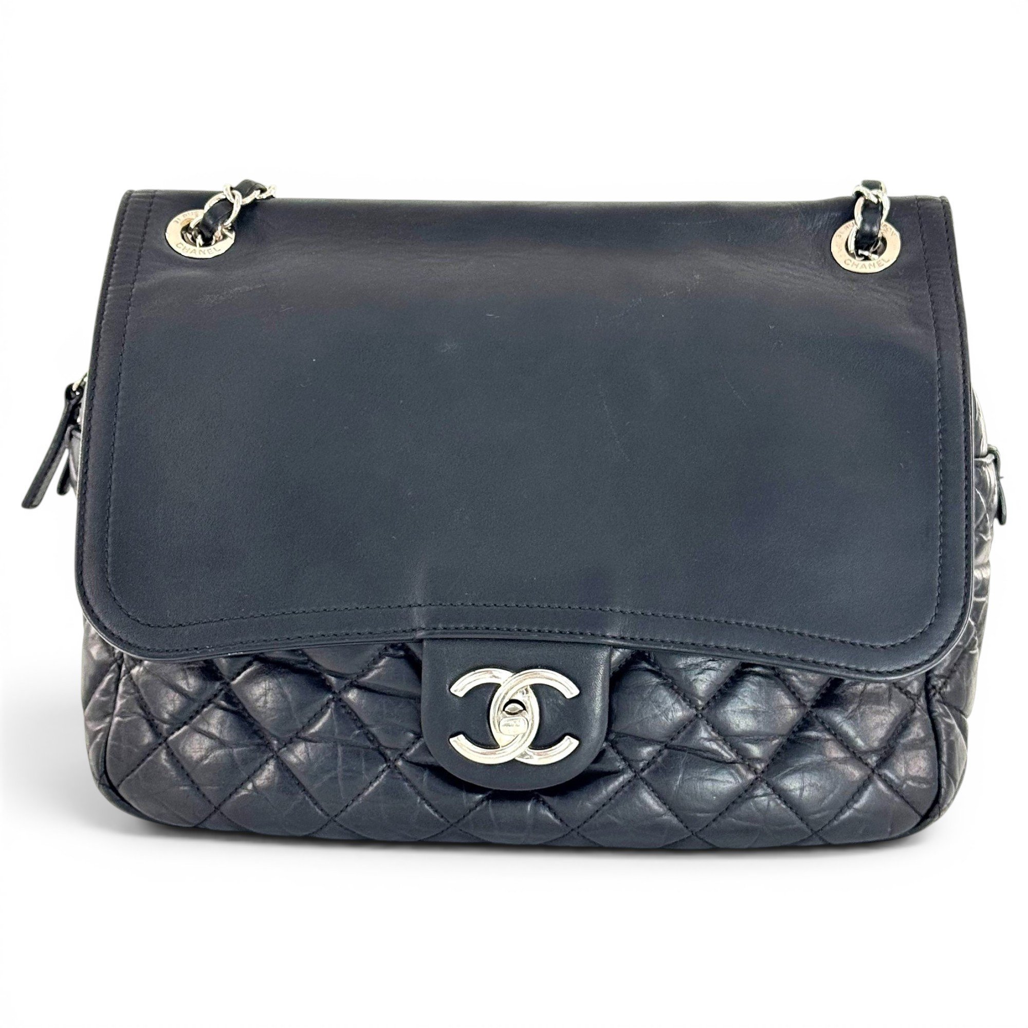 Timeless/Classique leather crossbody bag