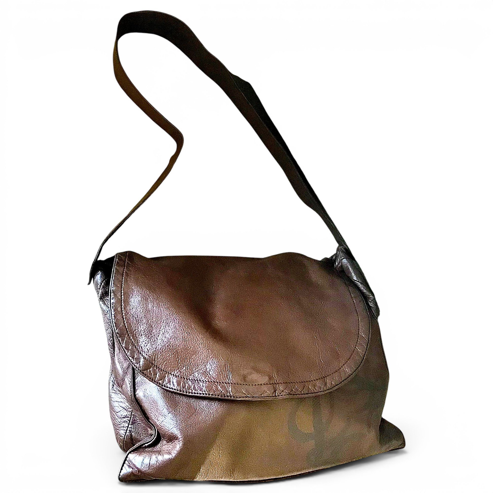 Amazona leather handbag