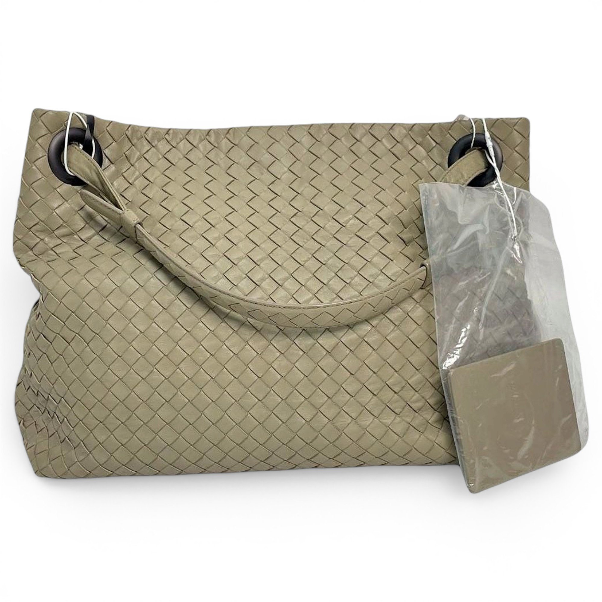 Veneta leather handbag