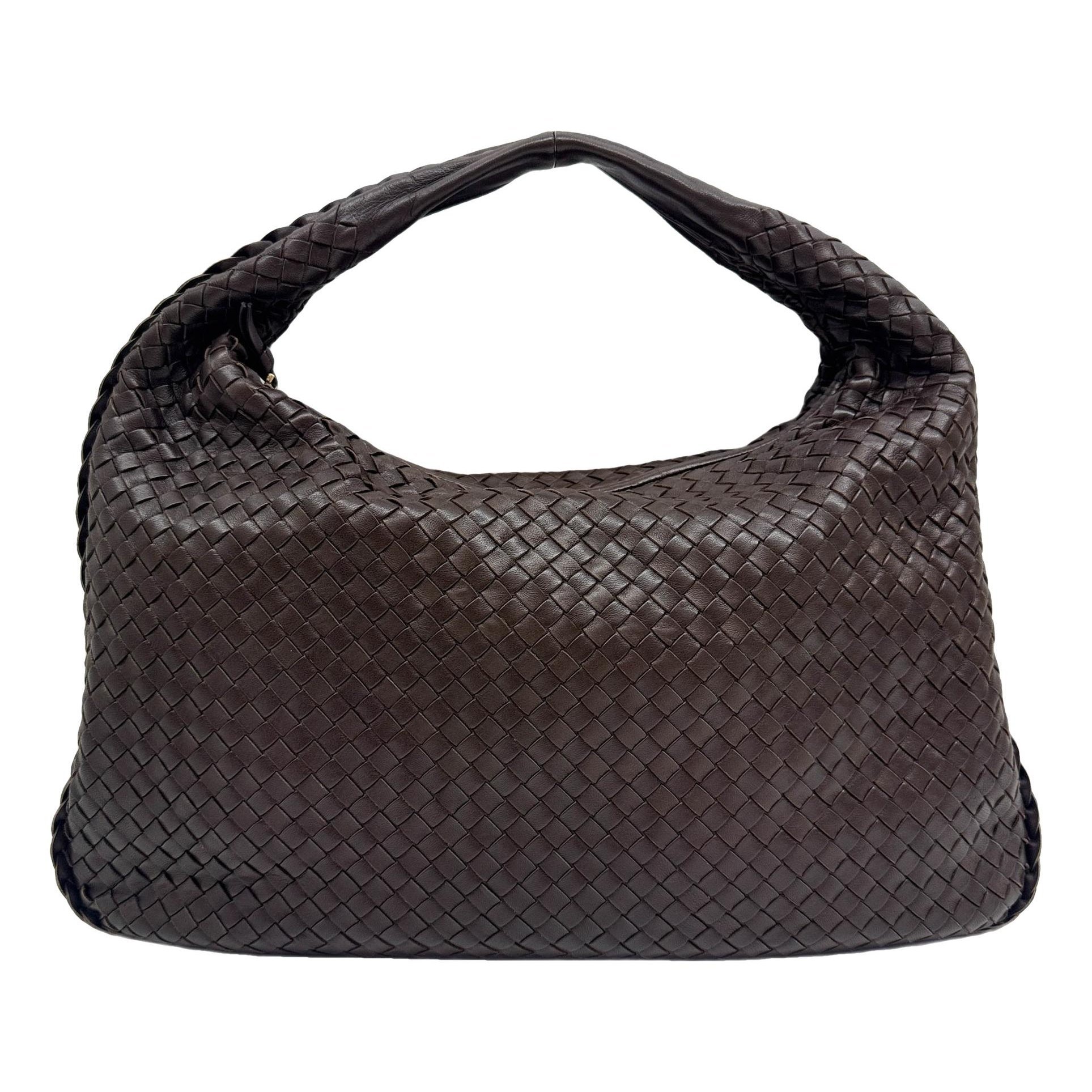 Veneta leather handbag