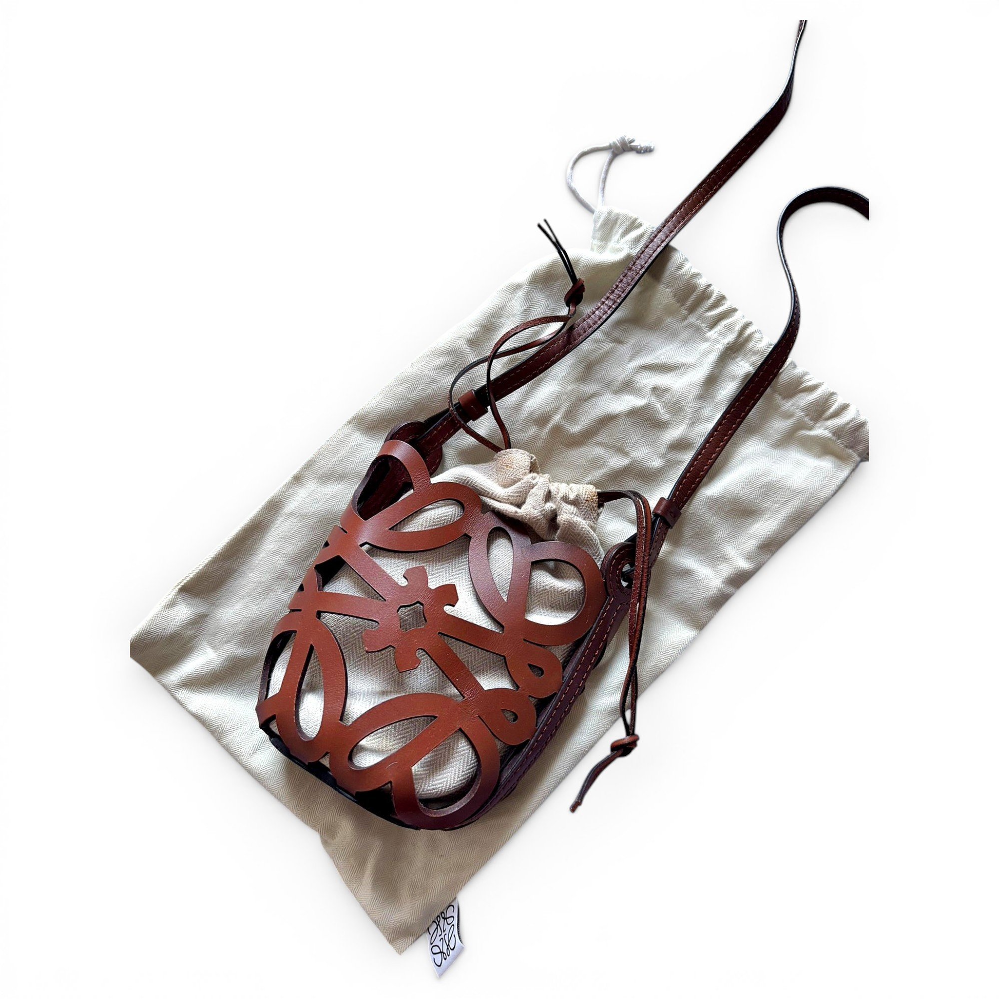 Leather handbag