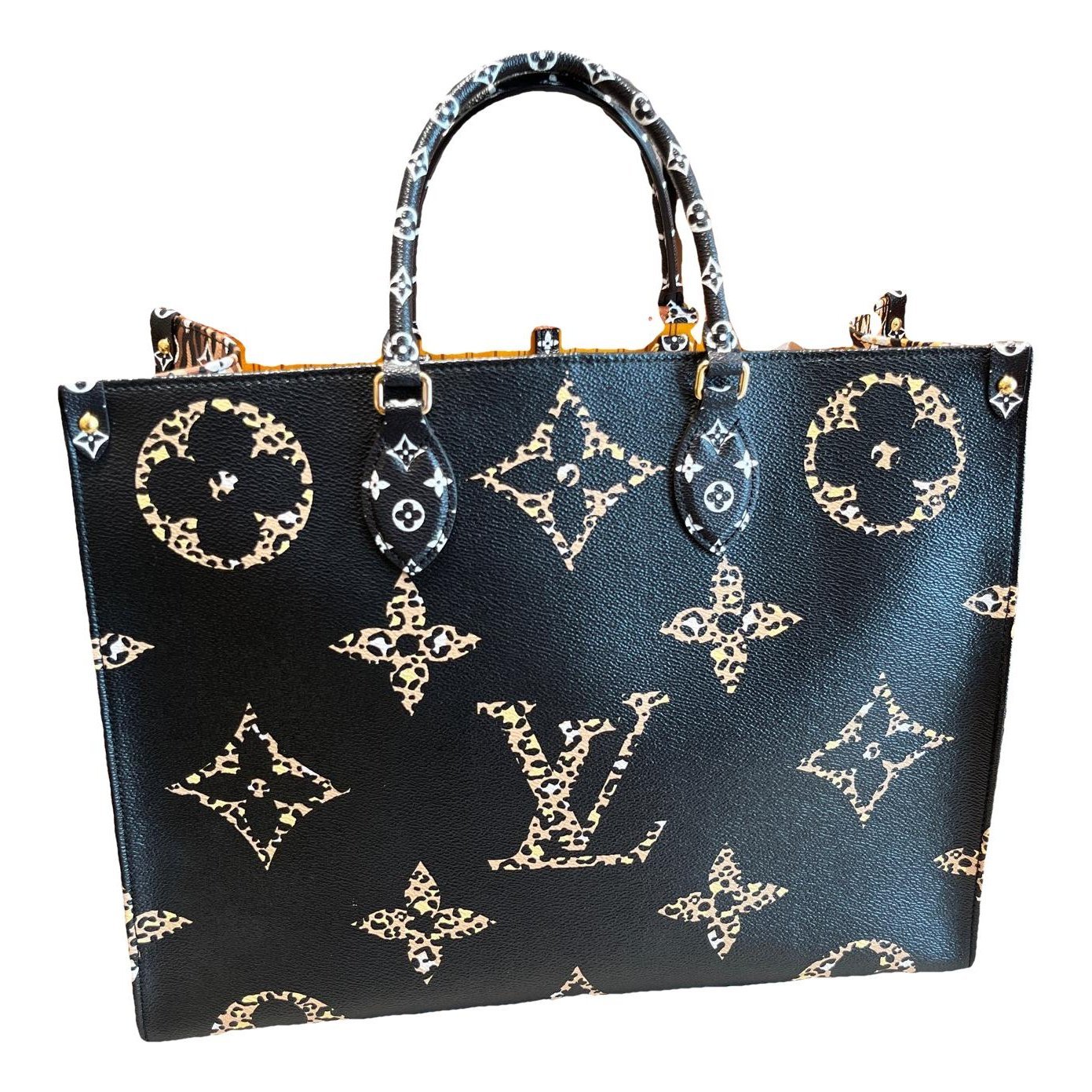 Onthego leather tote