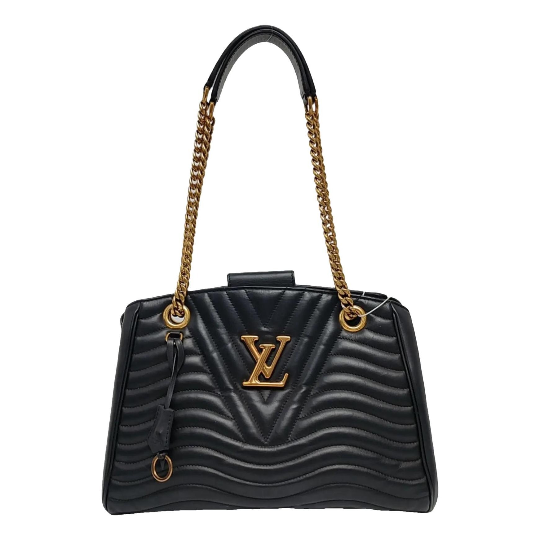 Twist leather tote