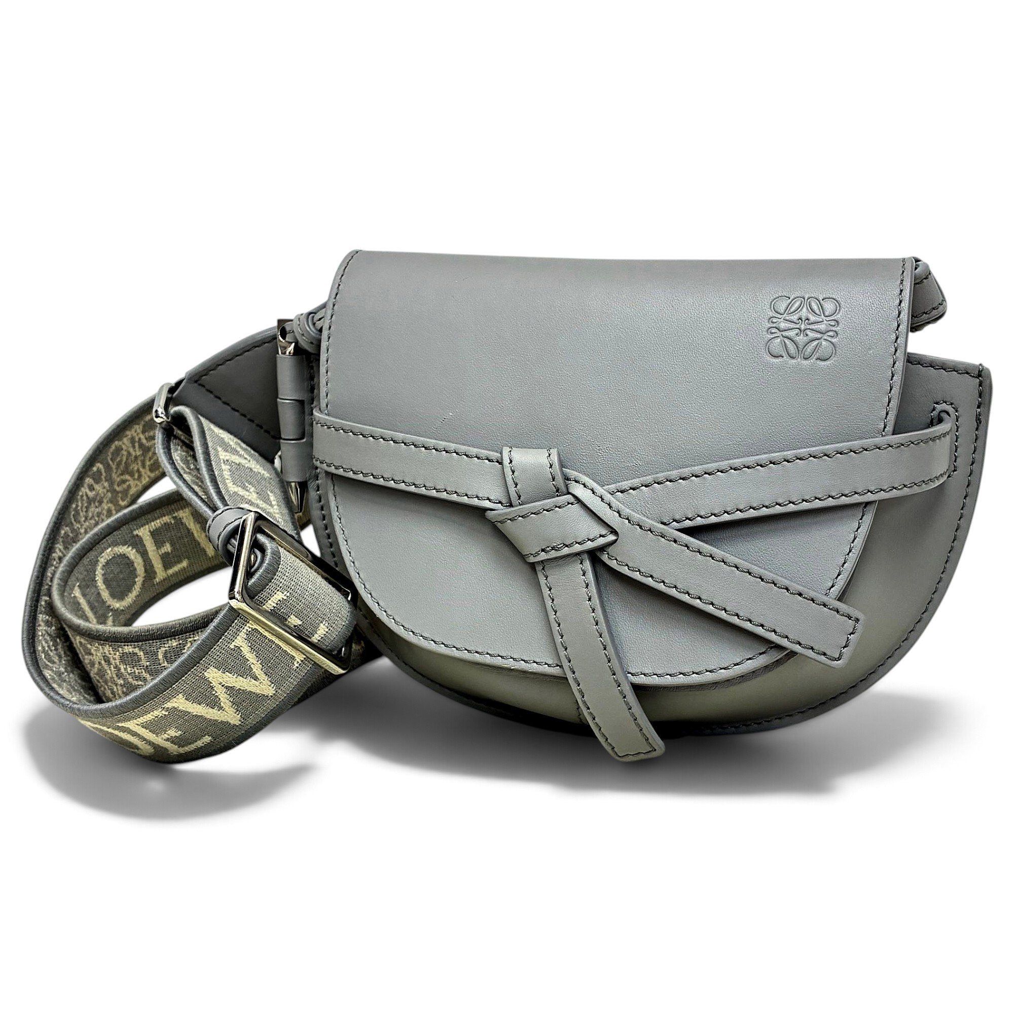 Gate leather handbag