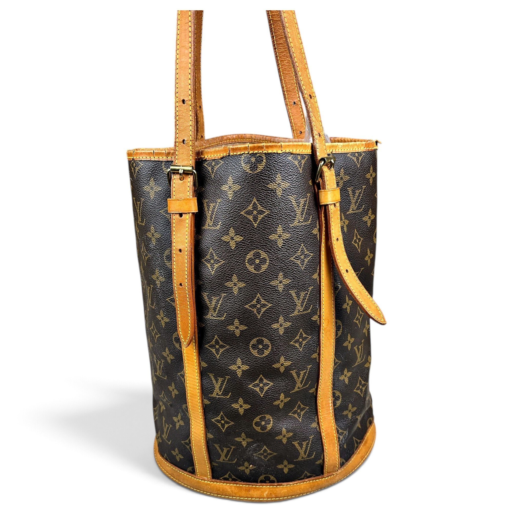 Bucket leather handbag
