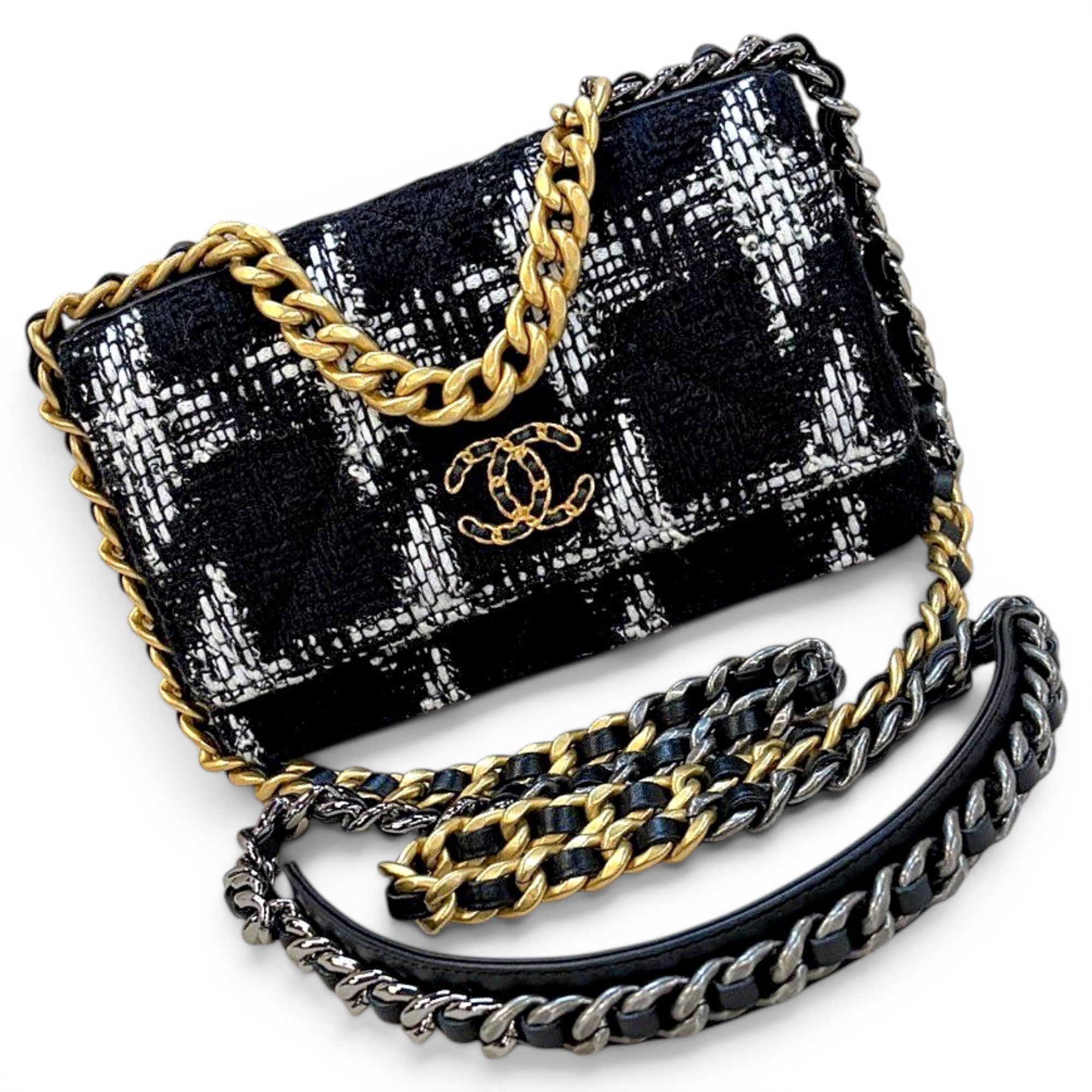 Chanel 19 cloth handbag