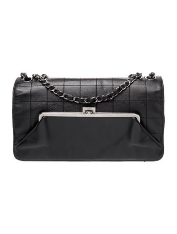 Square Quilt Kiss Lock Flap Bag