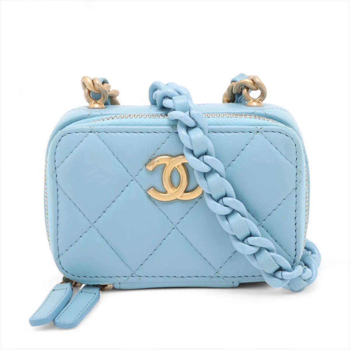 Chanel Matelasse Lambskin Chain Shoulder Bag Blue Gold Metal Fittings 32 Series