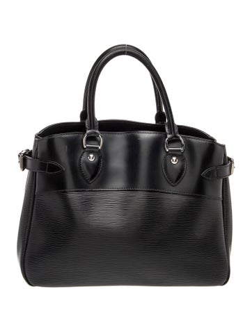 Epi Leather Passy PM
