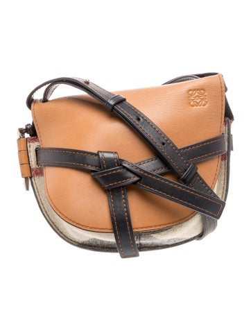 Loewe Wool Gate