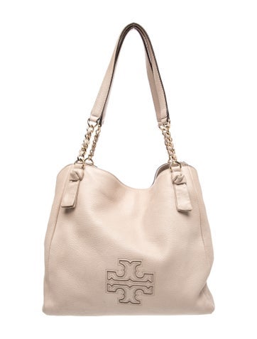 Signature Shoulder Bag