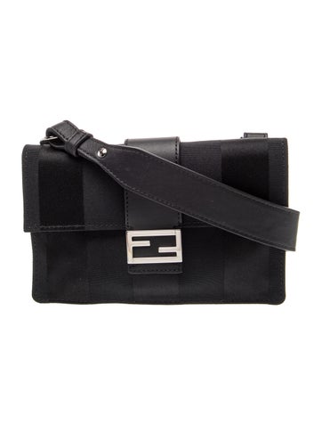 Pequin Shoulder Bag