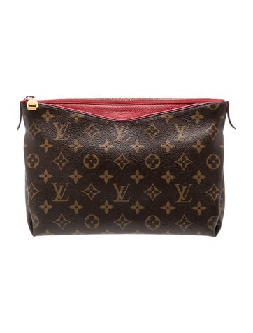 Monogram Pallas