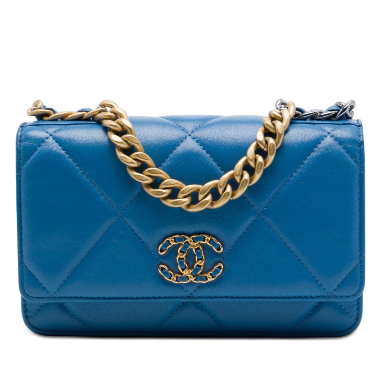 Lambskin Quilted Lambskin 19 Wallet On Chain