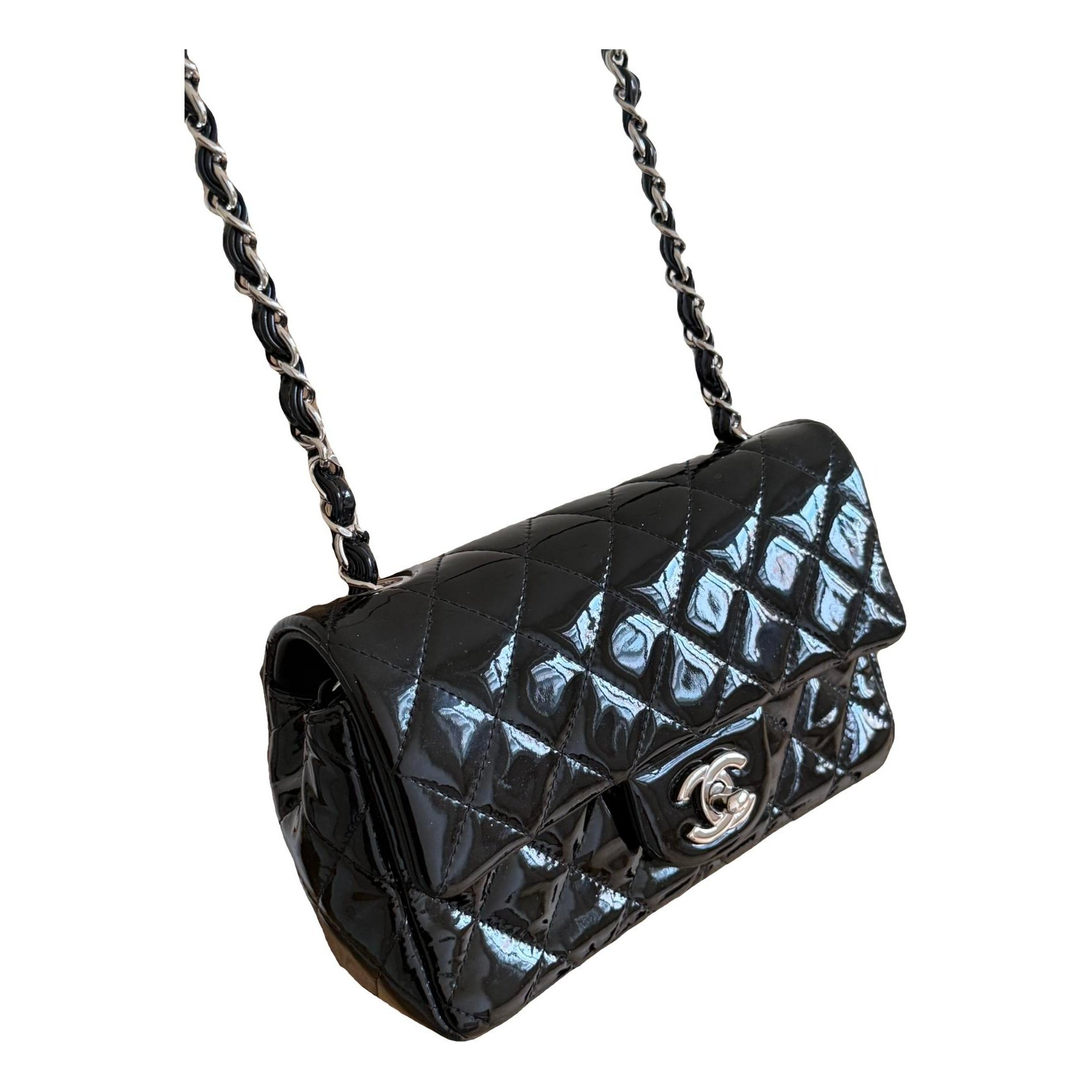 Timeless/Classique patent leather crossbody bag