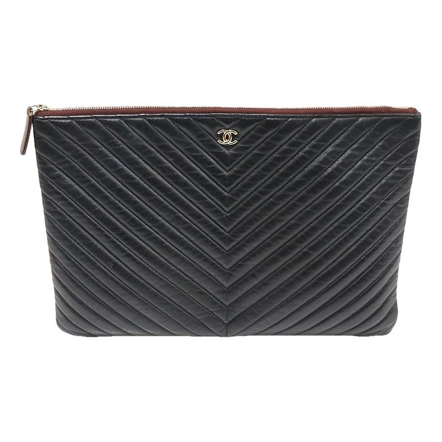 Leather clutch bag