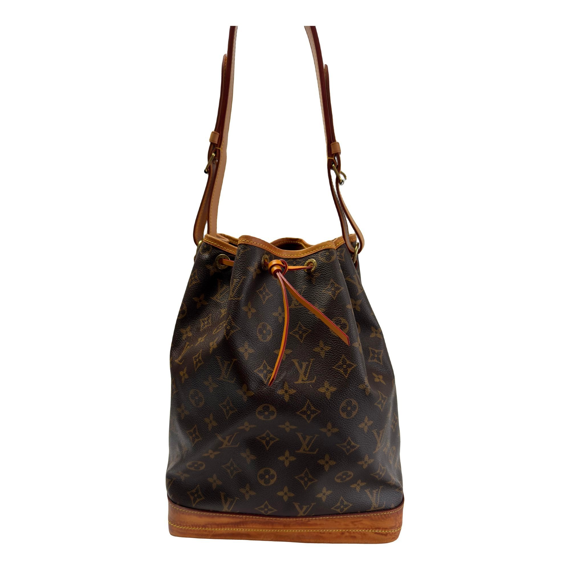 Noé leather handbag
