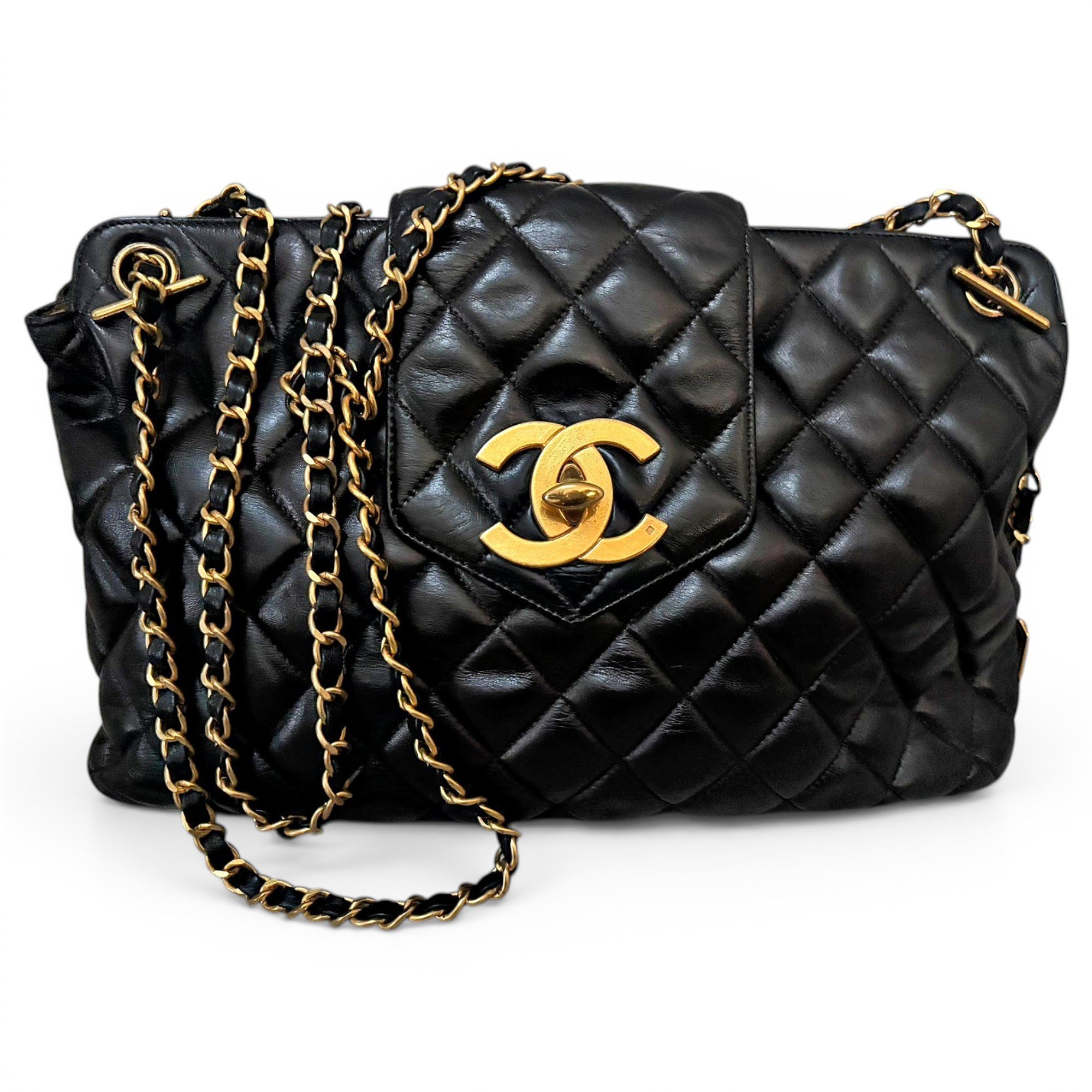 Vintage CC Chain leather tote