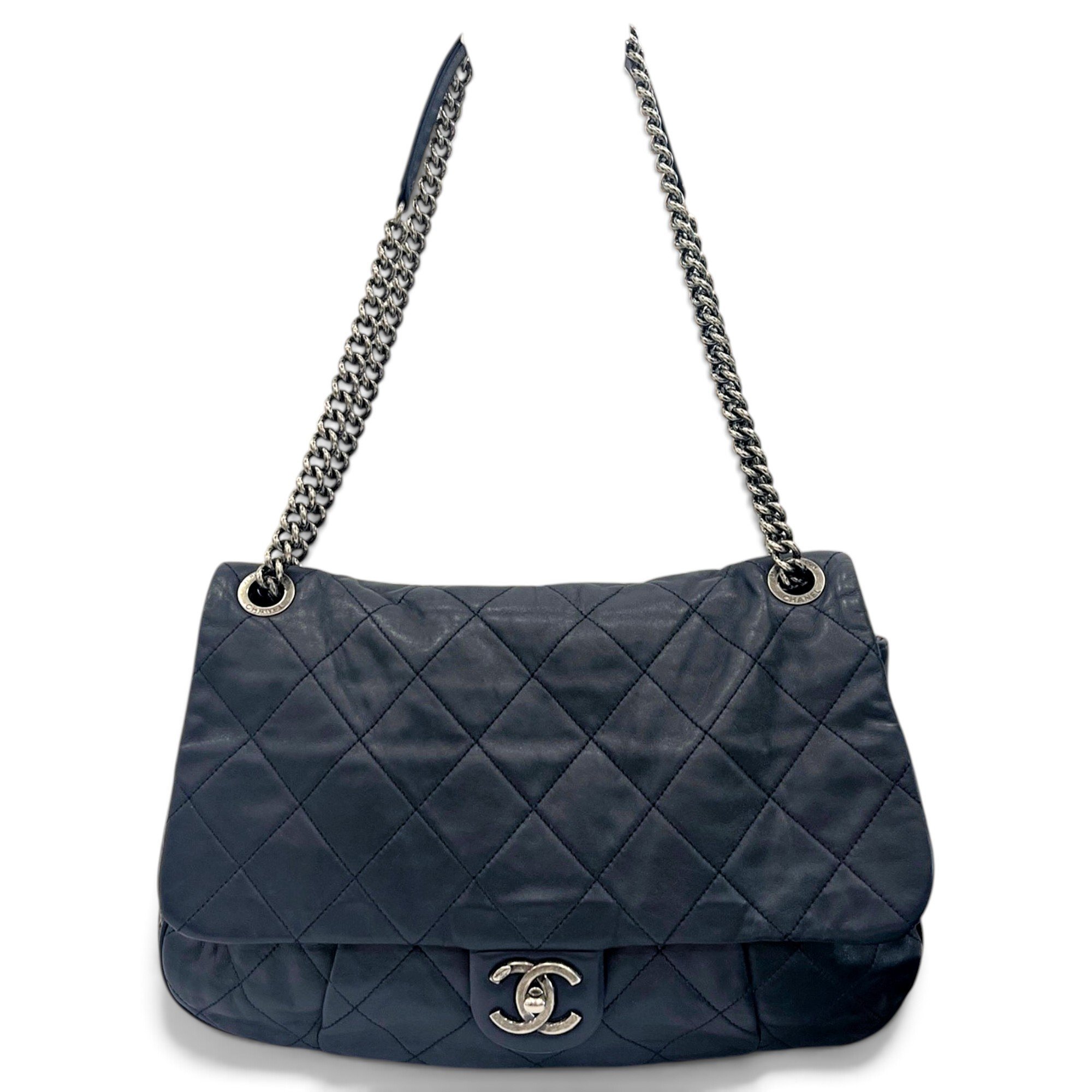 Timeless/Classique leather crossbody bag