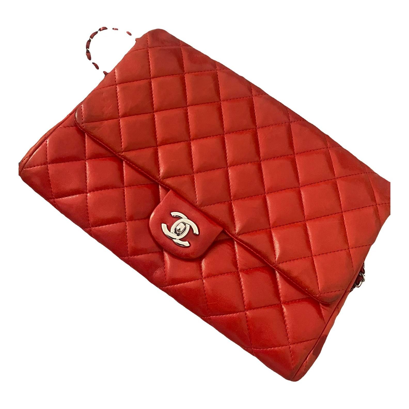 Wallet On Chain Timeless/Classique leather crossbody bag