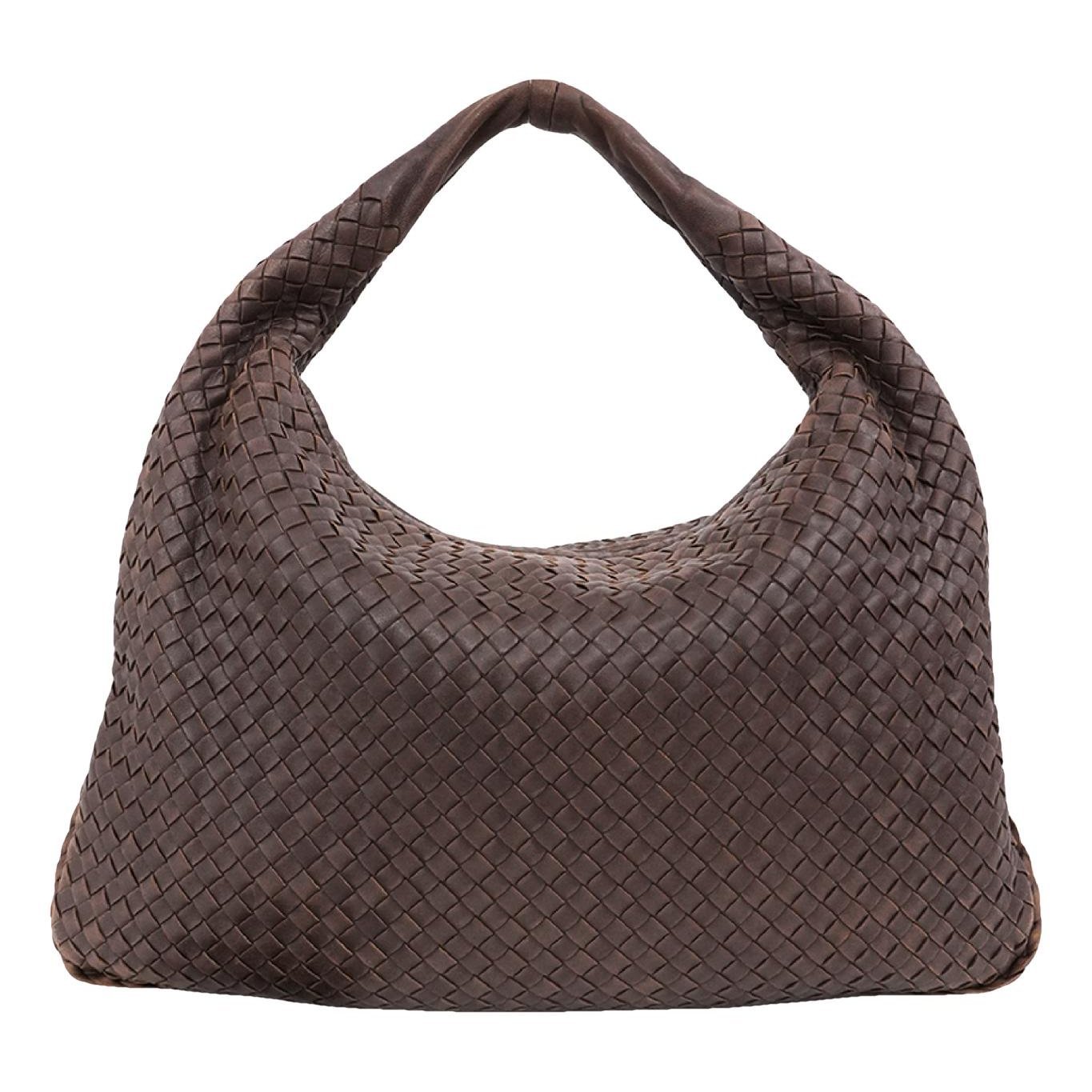 Veneta leather handbag