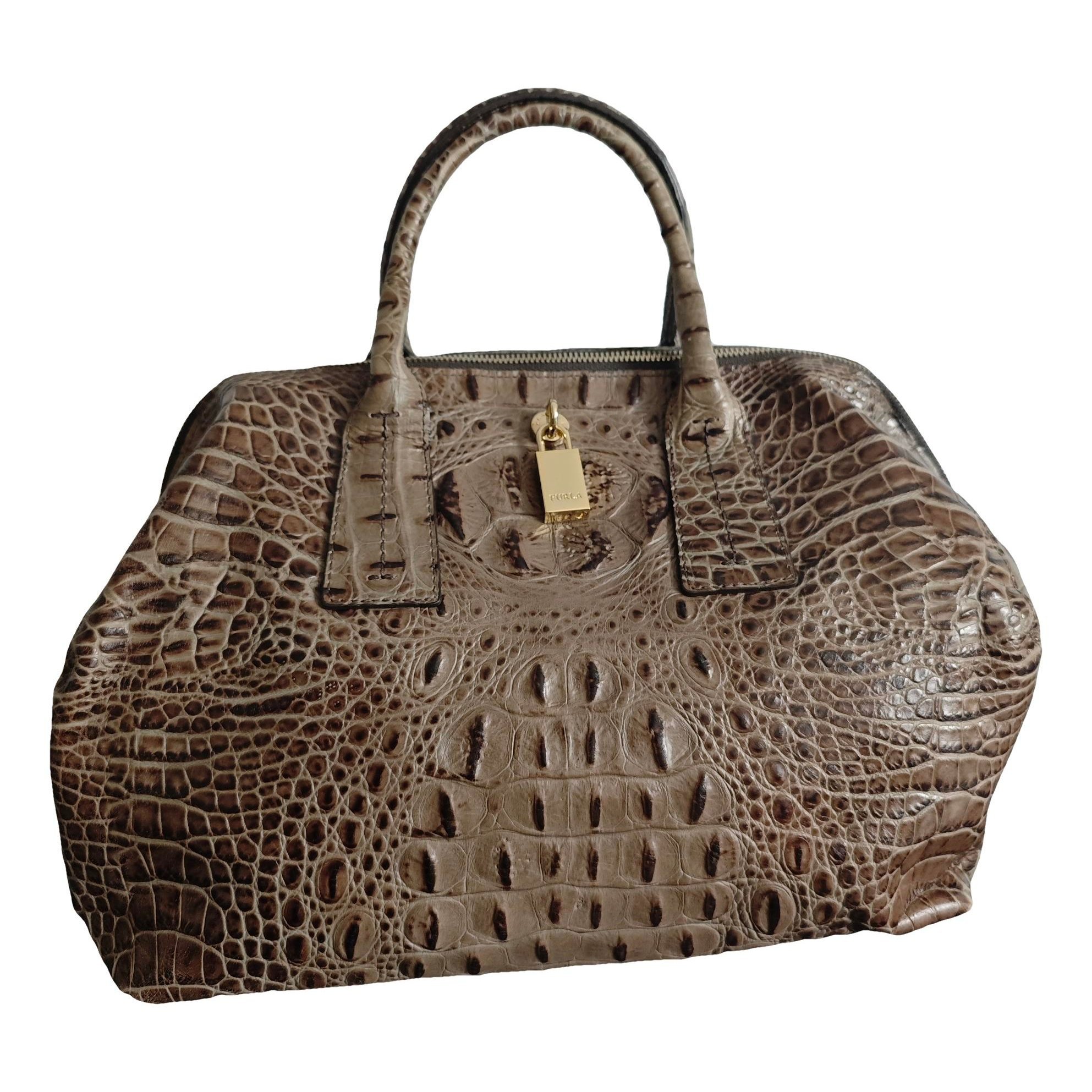 Leather handbag