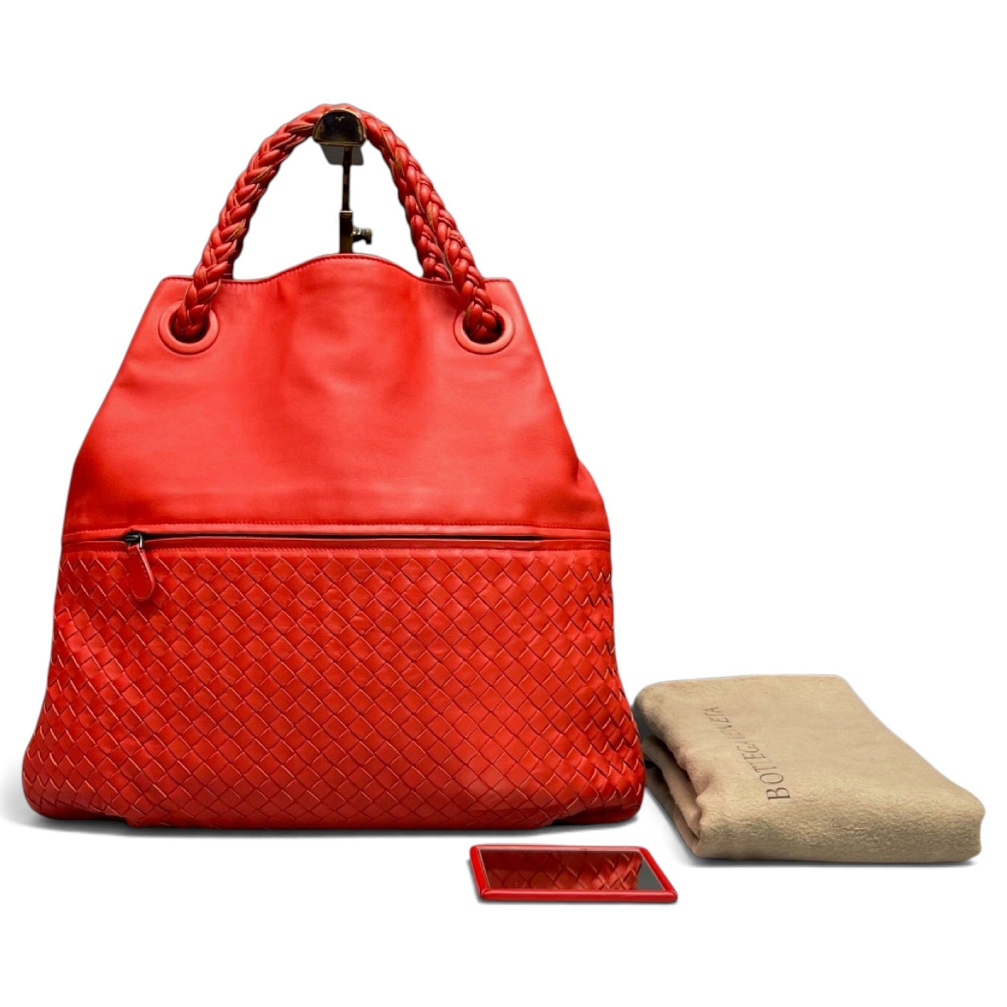 Leather handbag