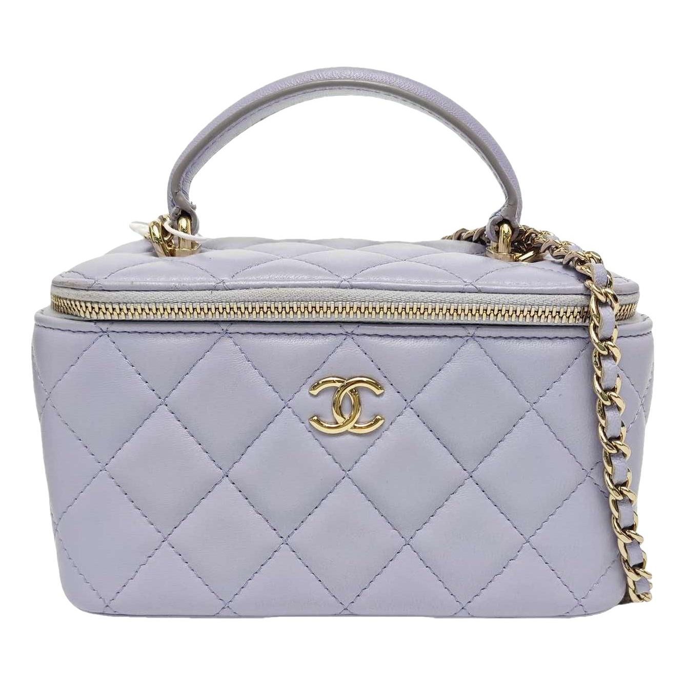 Trendy CC Vanity leather handbag