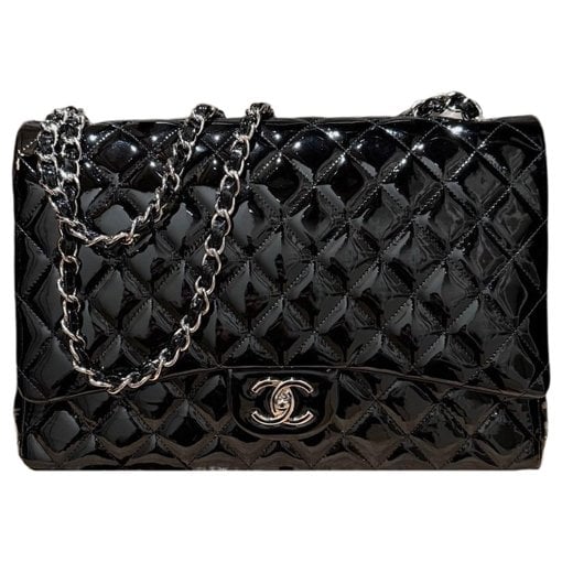 Timeless/Classique patent leather handbag